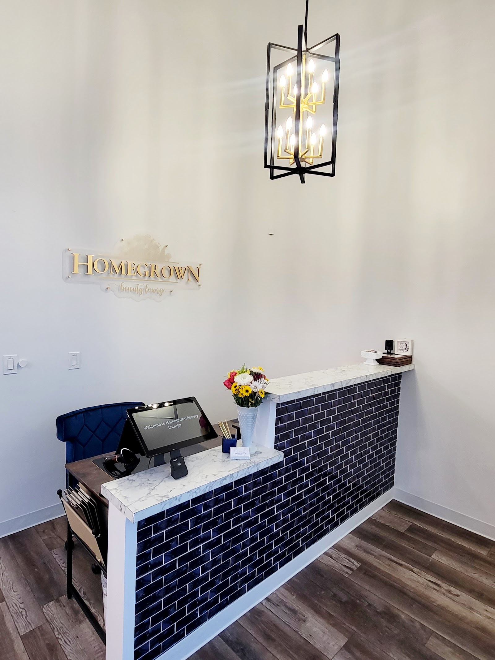 Homegrown Beauty Lounge logo